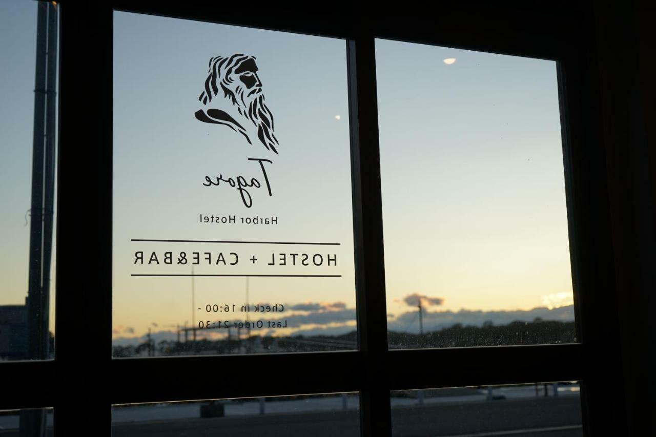 Tagore Harbor Hostel Ukuszu Kültér fotó