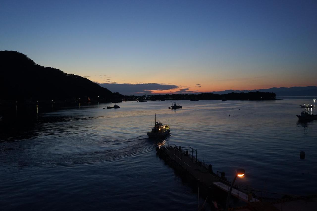 Tagore Harbor Hostel Ukuszu Kültér fotó